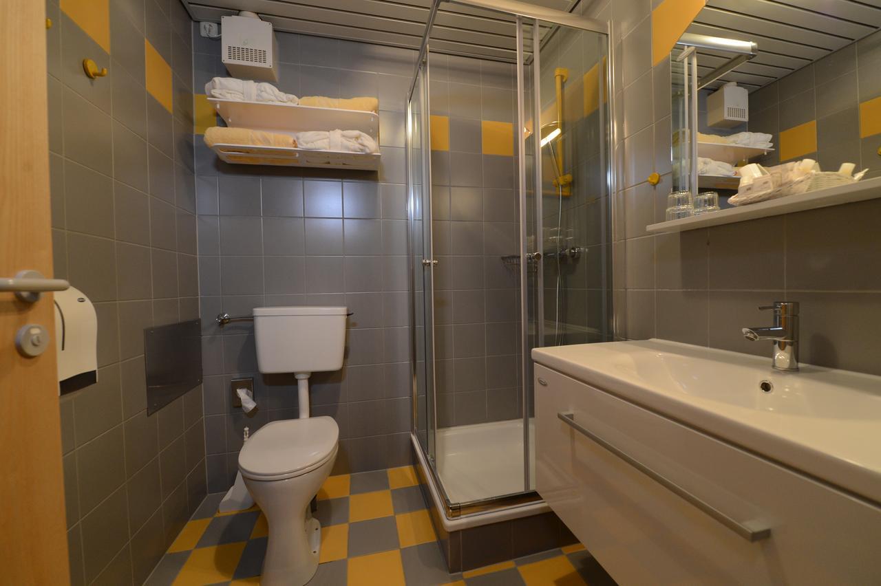 Strandhotel Faak Hotel 4*
