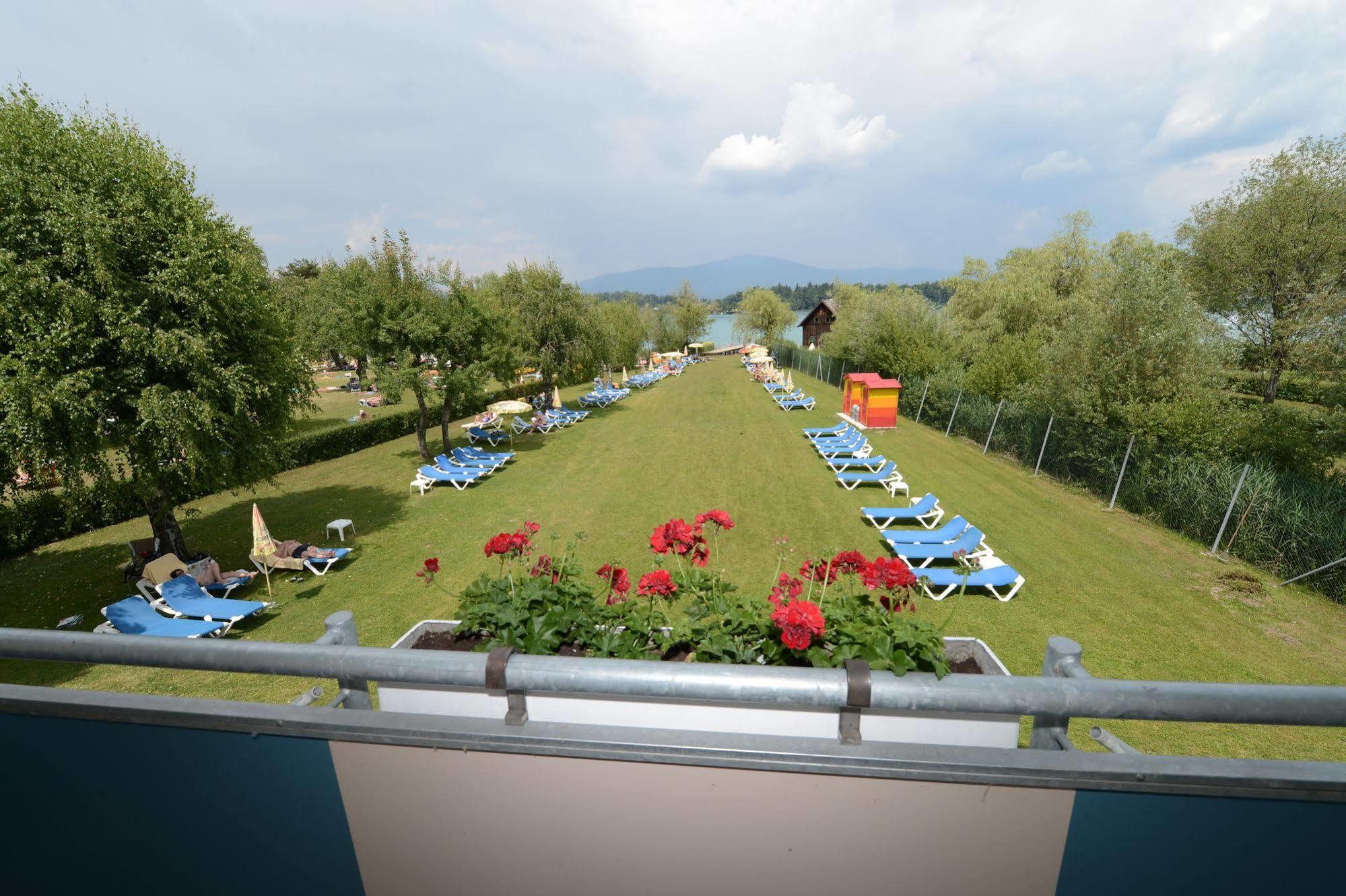Hotel Strandhotel Faak 4*